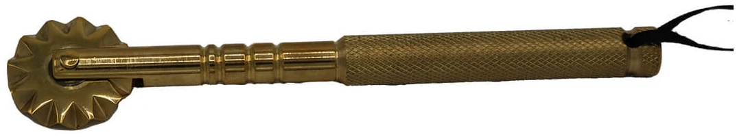 Kleinujárn úr messing